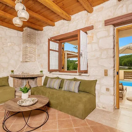 Villa Luciana By *